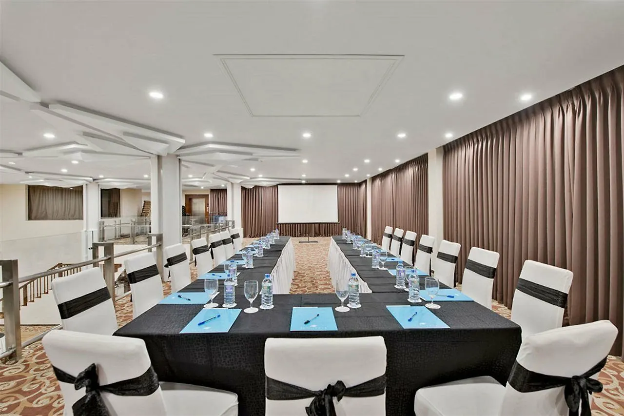 Amagi Aria Airport Transit Hotel Negombo 5*,  Sri Lanka