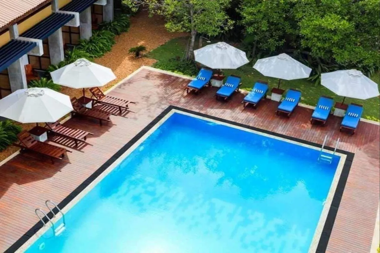 Amagi Aria Airport Transit Hotel Negombo