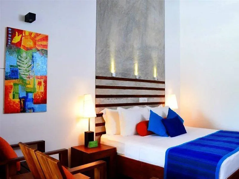 Amagi Aria Airport Transit Hotel Negombo
