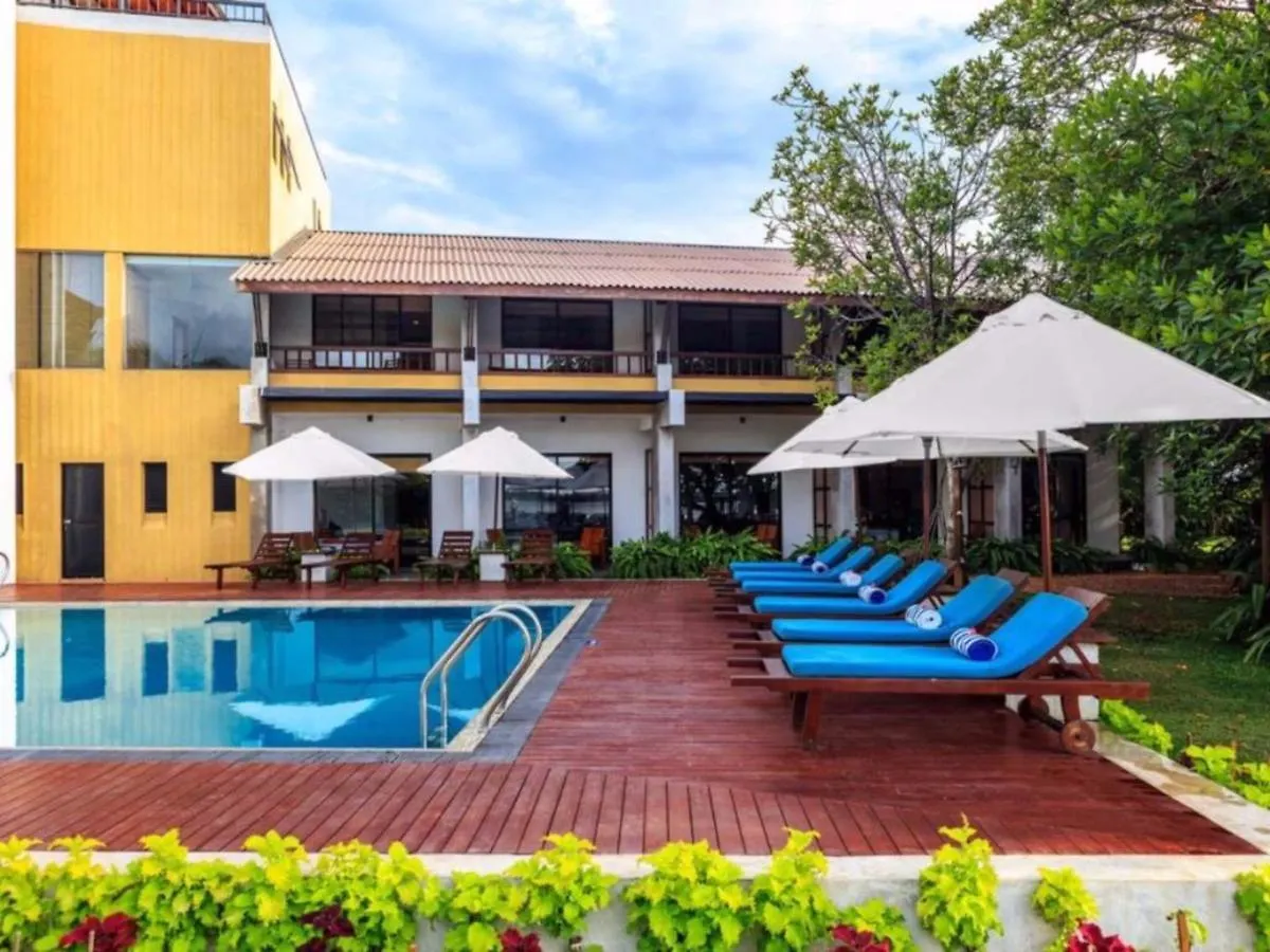 *****  Amagi Aria Airport Transit Hotel Negombo Sri Lanka