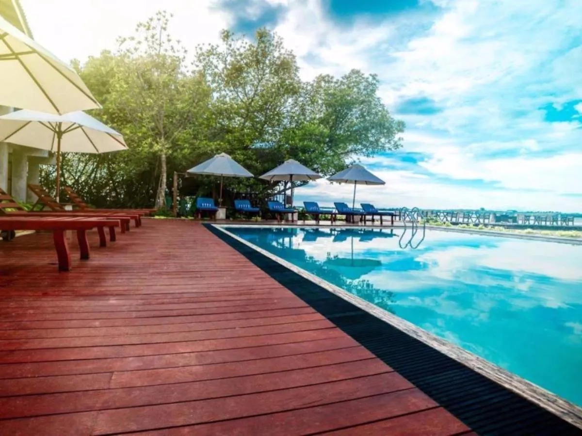 Amagi Aria Airport Transit Hotel Negombo