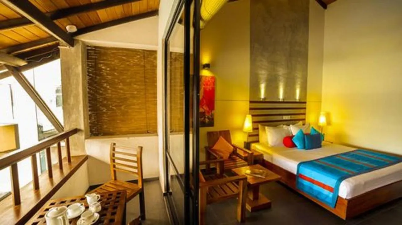 Amagi Aria Airport Transit Hotel Negombo