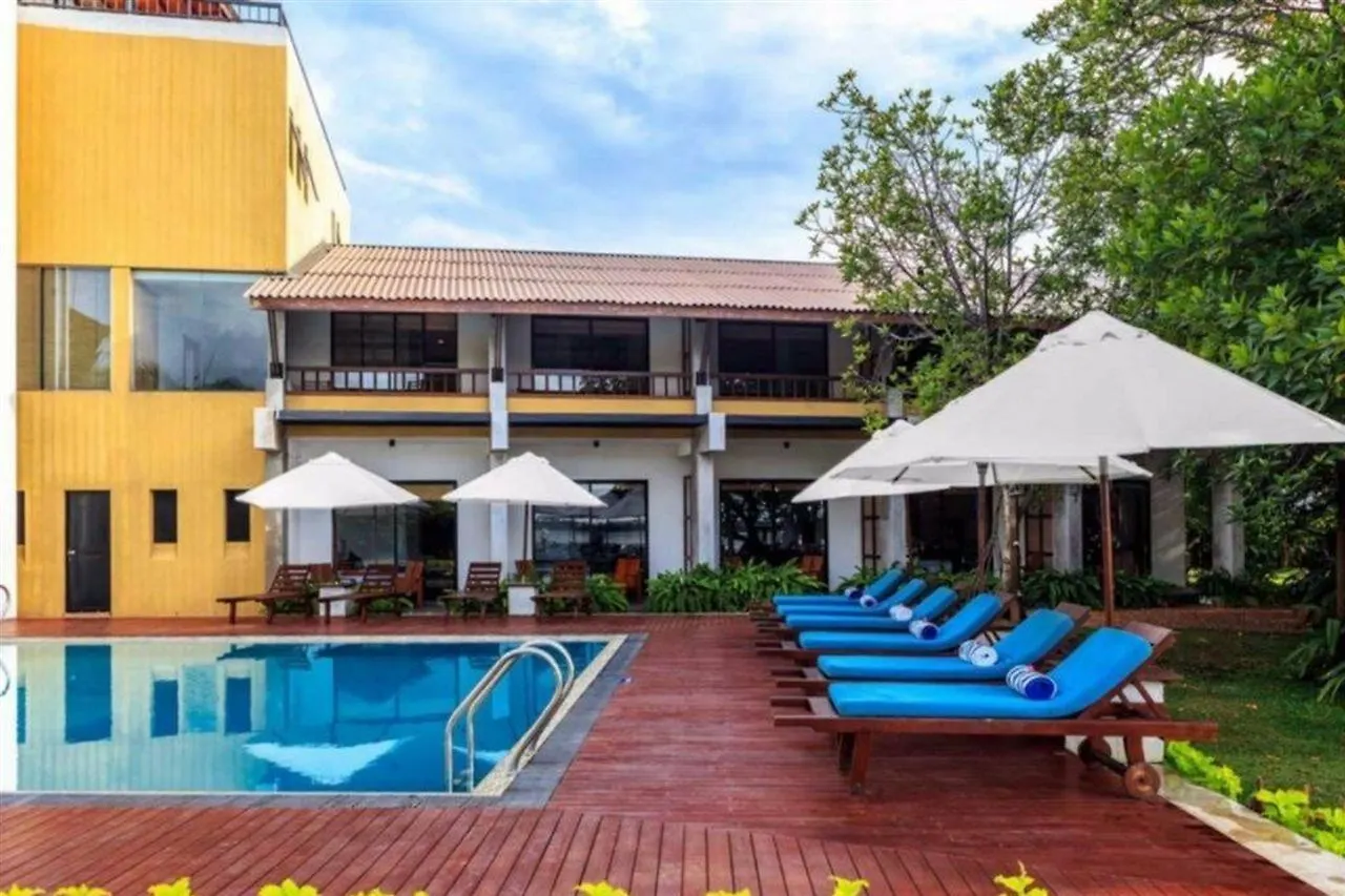 Amagi Aria Airport Transit Hotel Negombo