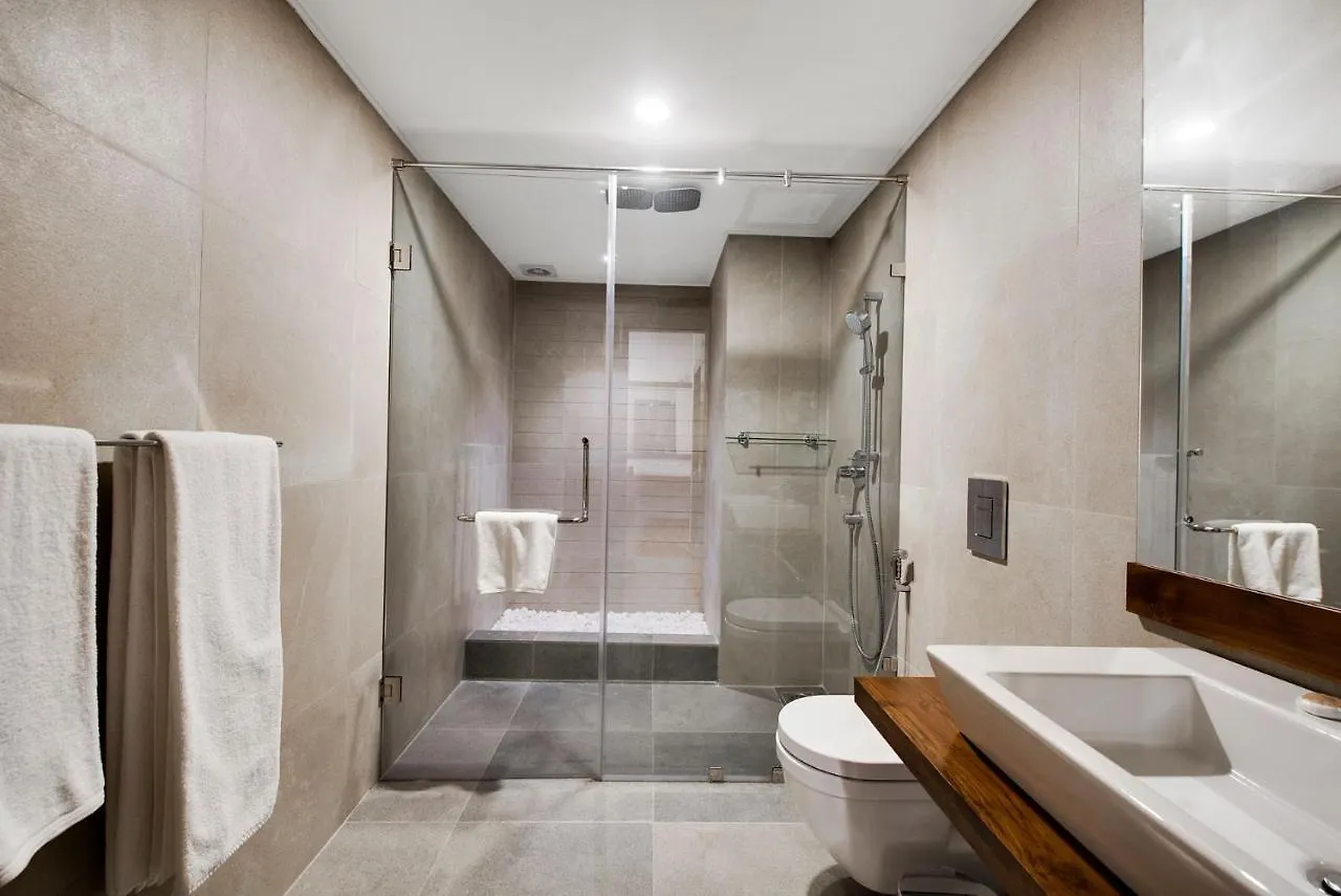 Amagi Aria Airport Transit Hotel Negombo